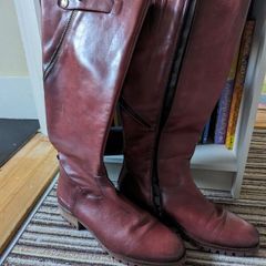 New woman's boots