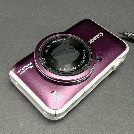 Canon PowerShot SX220 HS  camera CMOS sensor