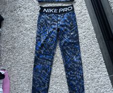 Nike set (M/137-146)