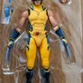 Marvel Legends Marvel Legends Deadpool & Wolverine - Wolverine Action Figure Image 2