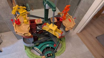 Thomas & Friends Track Set Trains & Cranes Super Tower