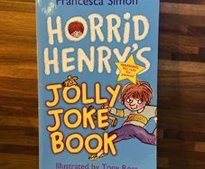 Horrid Henry's Jolly Joke Book  by Francesca Simon