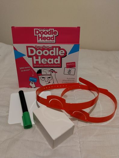 Doodle Head Drawing Game