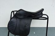 Berneys jumping saddle