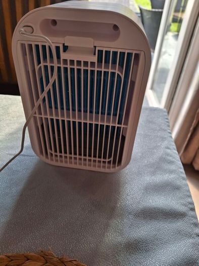 Mini desk fan