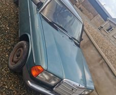 Mercedes E230