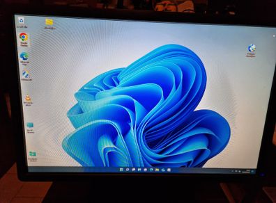 HP Desktop, Intel Celeton CPU N3050 1.6GHz, 8GB Ram, 1 Terrabyte HDD, Windows 11, Microsoft Edge, Chrome,