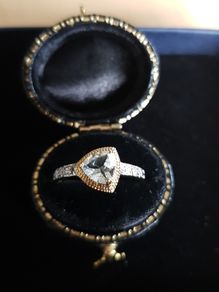 10 ct  Aquamarine and diamonds gold ring