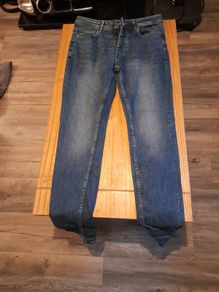 32/34 skinny jeans as new cond