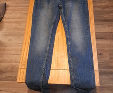 32/34 skinny jeans as new cond
