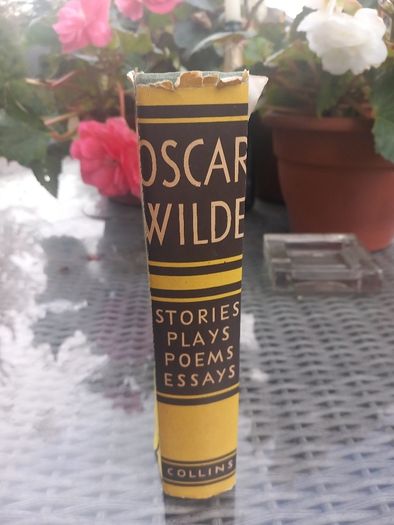 Oscar Wilde, hardback, 1963, Stories Plays Poems Essays. Post 8e D18