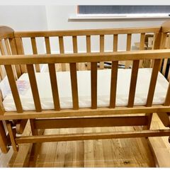 Baby crib