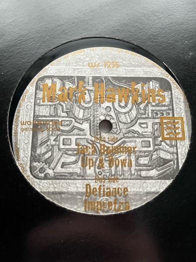 10e each Techno 12" vinyl