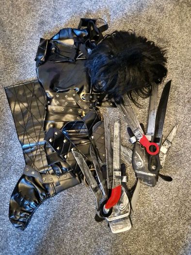 Adult Edward Scissorhand Costume - Deluxe