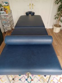 Massage bed