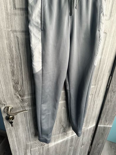Nike Tracksuit - Boys XL