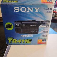 Sony CCD-TR411E Camcorder