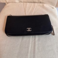 chanel wallet on chain