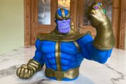 Monogram / Marvel / Thanos / Bust &amp; Money Box