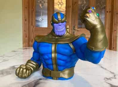Monogram / Marvel / Thanos / Bust & Money Box