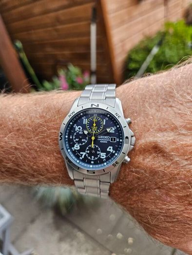 Watch Seiko Military Chronograph.