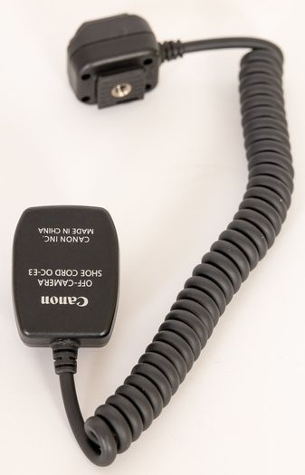 Three Yongnuo YN600EX-RT II flashguns with bag and accessories
