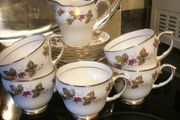 vintage duchess fine bone China teaset with Free postage