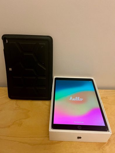 Apple iPad Pro 10.5 inch 64GB Space Gray (Wi-Fi) Bundle with Box, Charger & Protective Case