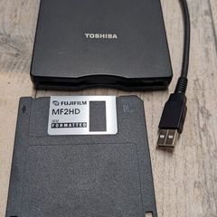 Toshiba PA3109U-1FDD Floppy Disk Drive USB 1.44Mb