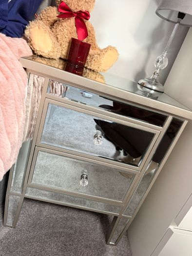Silver mirror bedside lockers