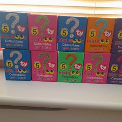 Mini boos collectibles