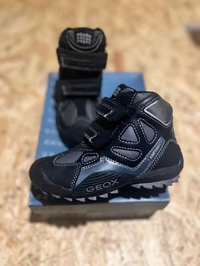 GEOX Amphibiox EU 27 / UK 9 [original packaging]