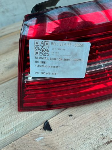 Volkswagen Passat b8 taillight