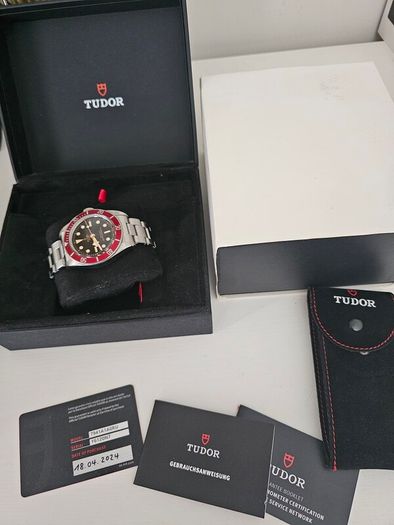 Tudor Black Bay
