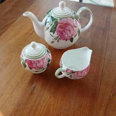 Newbridge rose collection.  No chips or cracks.