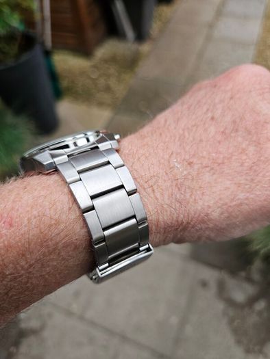 Watch Orient Chronograph.