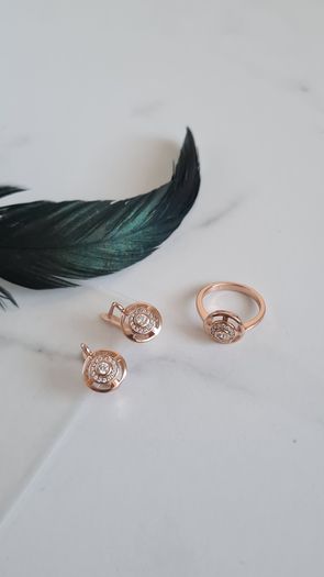 Brand new jewellery set