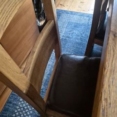 table & chairs