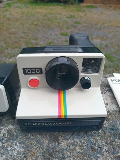 polaroid camera