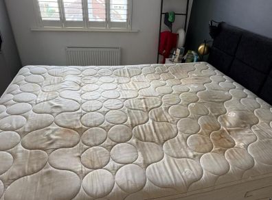 KING size Sealy double mattress - 2m x 1.5m