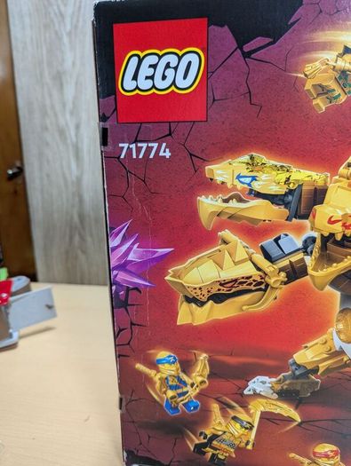 71774 LEGO Lloyd's Golden Ultra Dragon