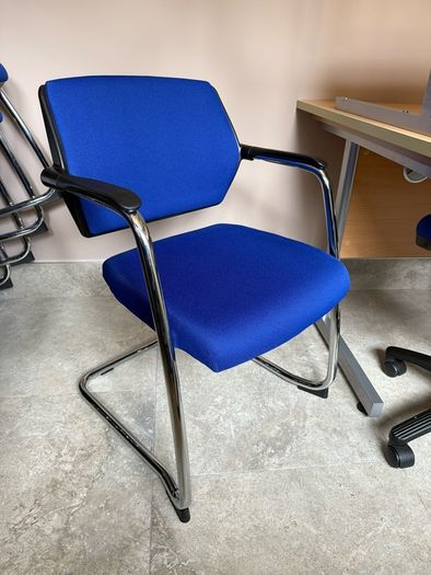 14 Blue Office / Boardroom / Meeting Chairs
