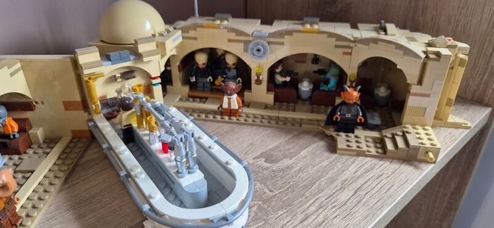 Lego Mos Eisley Cantina