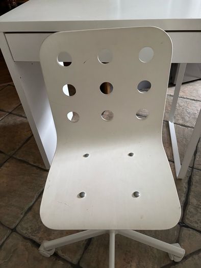 Children desk and chair