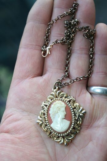 Vintage Cameo Pendant