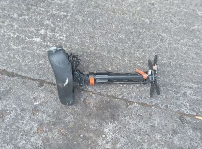 Electric scooter seat
