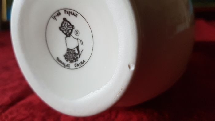 8 Inches Tall Donegal Parian China Rose Vase Made In Ireland