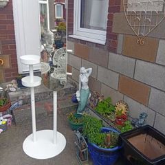 mirror stand