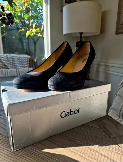 Black Suede Gabor heels Size 36.5