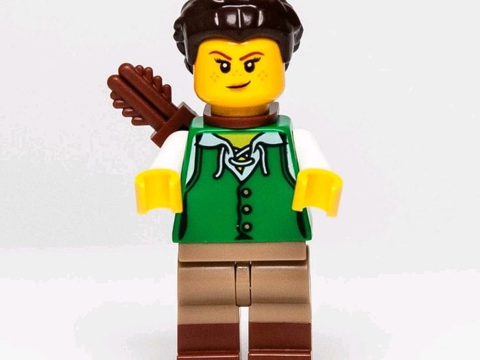 Lego FEMALE ARCHER Minifigure Lego Ideas Lego Minifigure